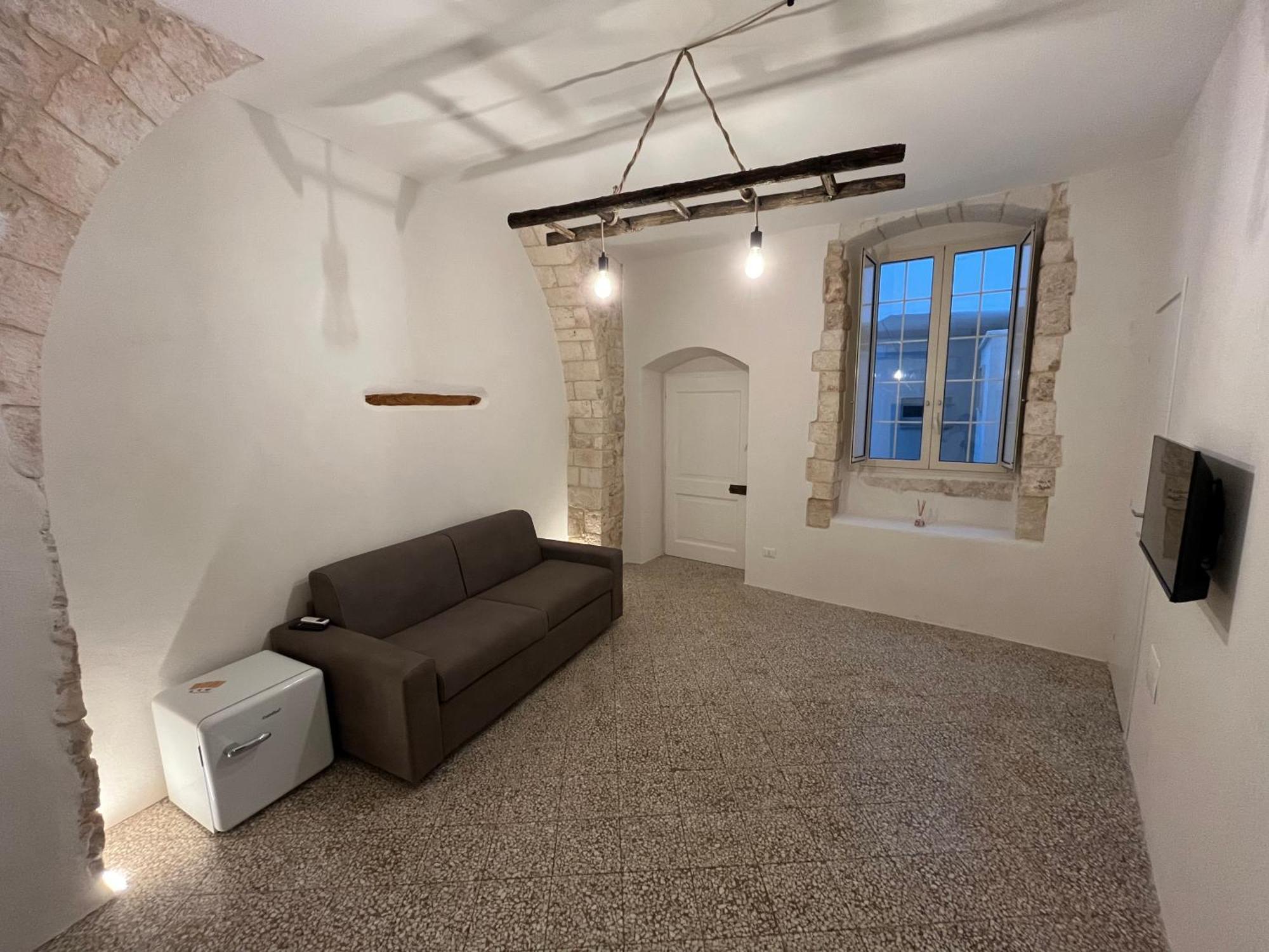 Отель Borgo Sant Angelo Конверсано Экстерьер фото