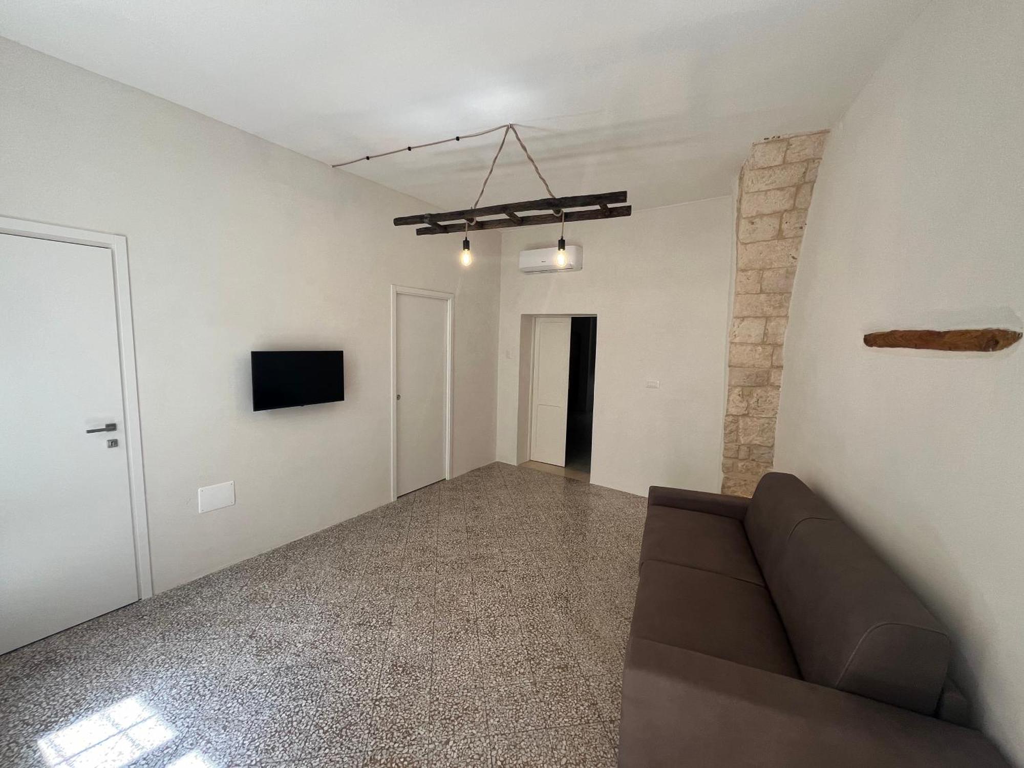 Отель Borgo Sant Angelo Конверсано Экстерьер фото
